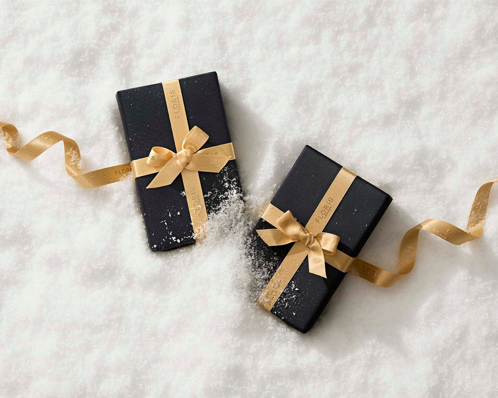 GIFT WRAPPING