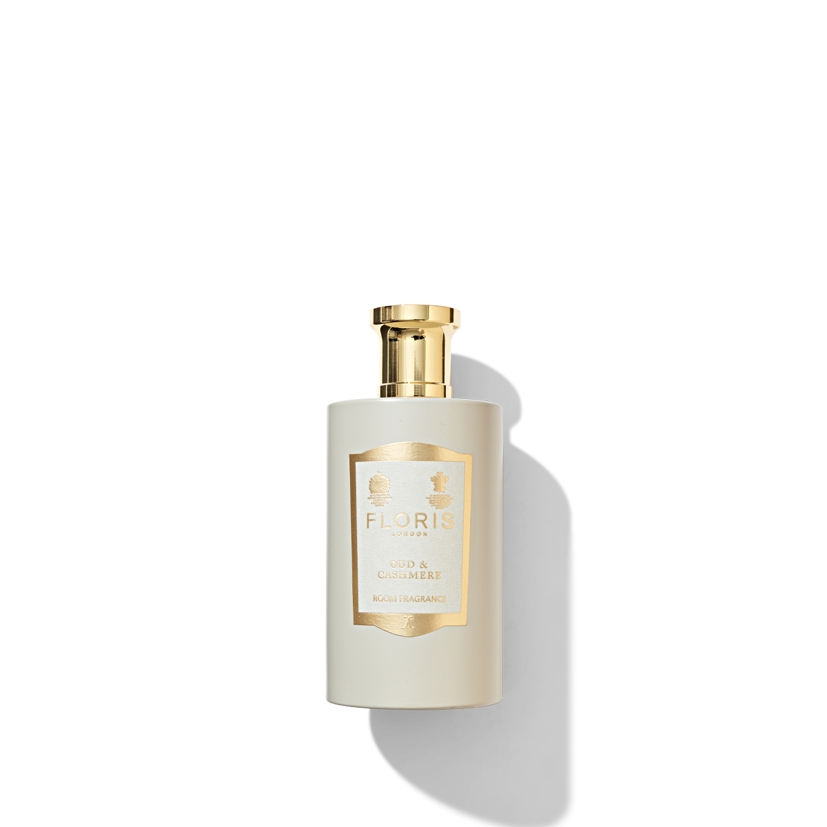 Floris London Oud & Cashmere Room Fragrance white in colour